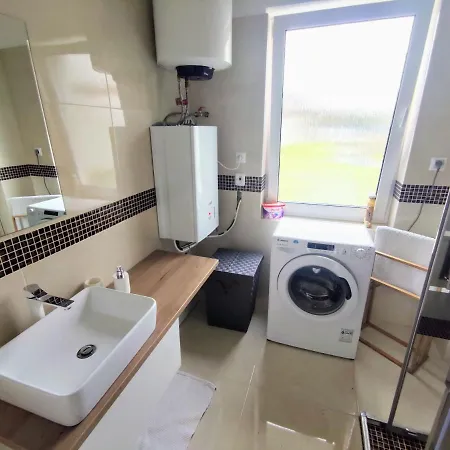 Sunshine For 6 & Terrase & Free Parking