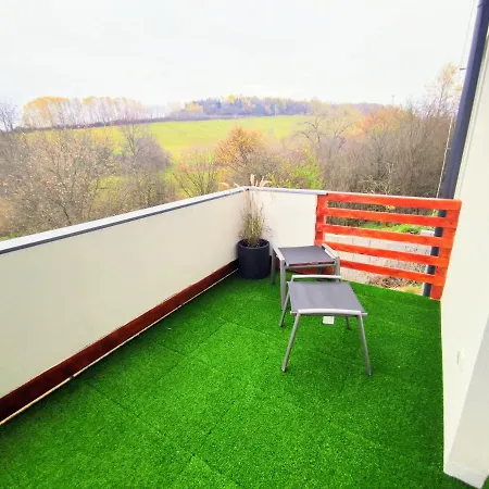 Sunshine For 6 & Terrase & Free Parking