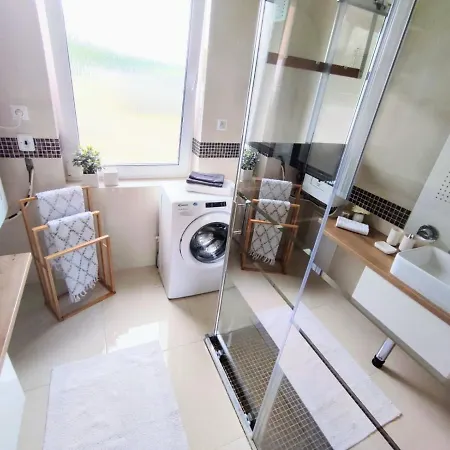 Sunshine For 6 & Terrase & Free Parking Žilina