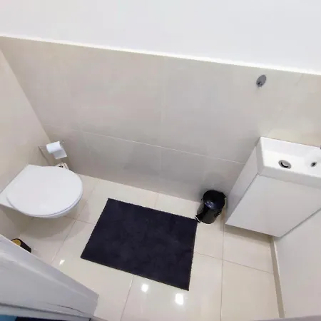 Sunshine For 6 & Terrase & Free Parking * ז'ילינה